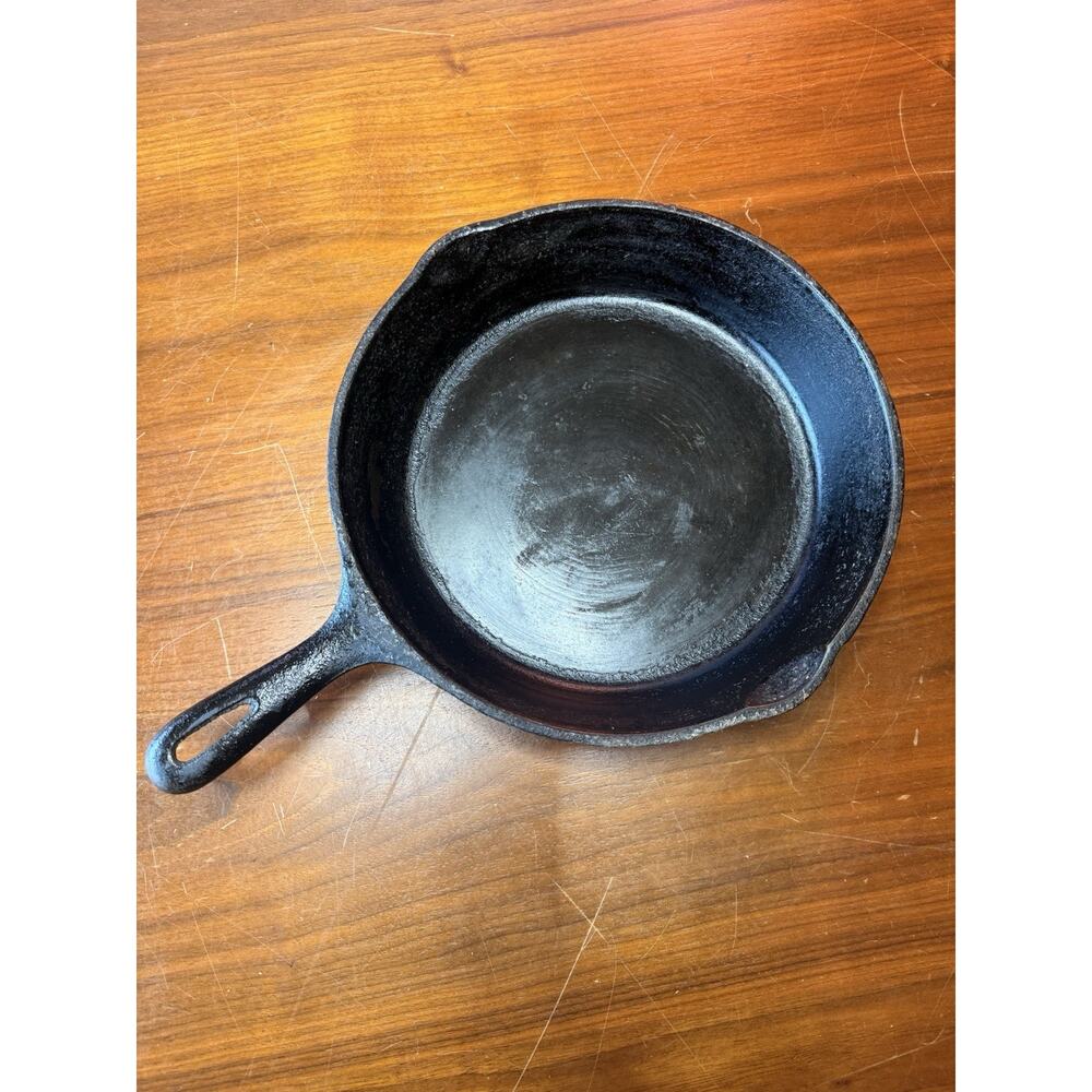 Vintage Cast Iron Skillet 10.5" Made In USA